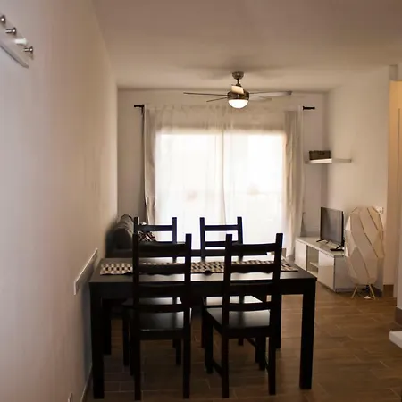 Los Angeles Apartment *
