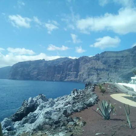 Los Angeles Puerto de Santiago (Tenerife)