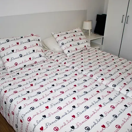 Los Angeles Apartment