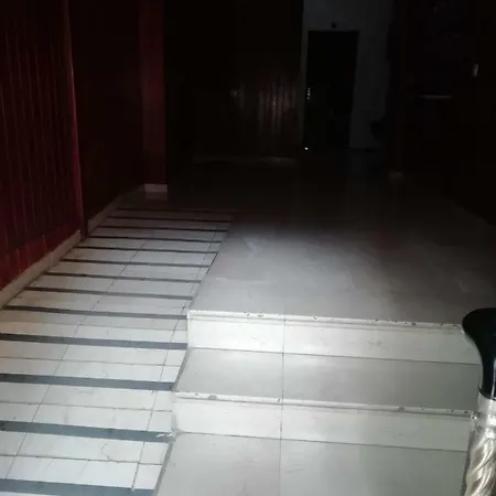 Los Angeles Apartment
